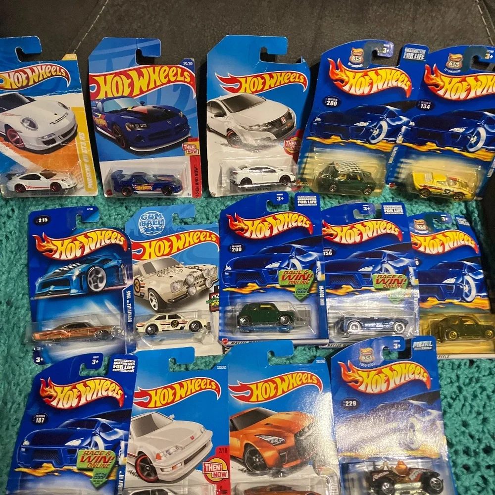 Hot wheels Bundle Set - Picture 7 of 7